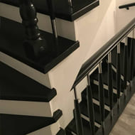 Отделка лестниц деревом