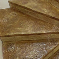 Отделка лестниц декоративной штукатуркой