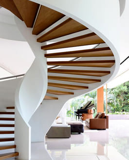 Лестница на тетивах в Мытищах