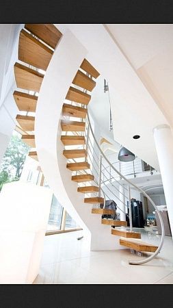 Лестницы на монокосоуре в Санкт-Петербурге - пример выполнения