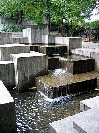 Фонтаны в Москве - пример выполнения