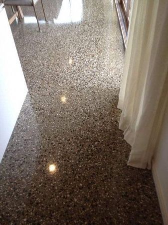 Изготовление полимерных наливных полов для частного дома в Москве - пример выполнения