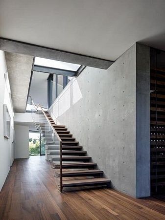 Консольные, парящие лестницы в Краснодаре - пример выполнения