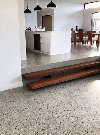 Изготовление наливных полов для квартиры в Краснодаре - пример выполнения