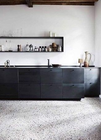 Изготовление наливных полов для квартиры в Краснодаре - пример выполнения