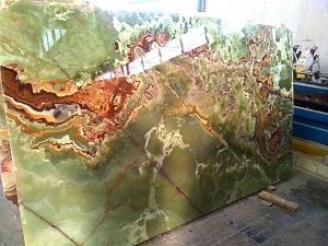 Слэб оникса, натуральный камень