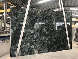 Слэб гранита, натуральный камень