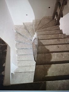 Пример готовой лестницы