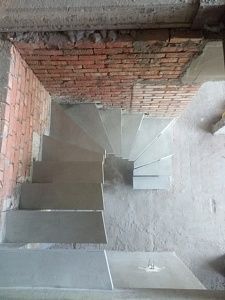 Пример готовой лестницы