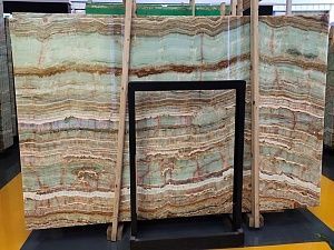 Слэб оникса, натуральный камень